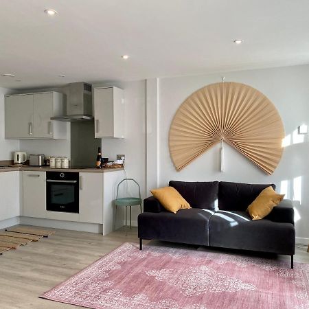 Modern Apartment In Central Quiet York With Free Parking - Contemporary New Building מראה חיצוני תמונה